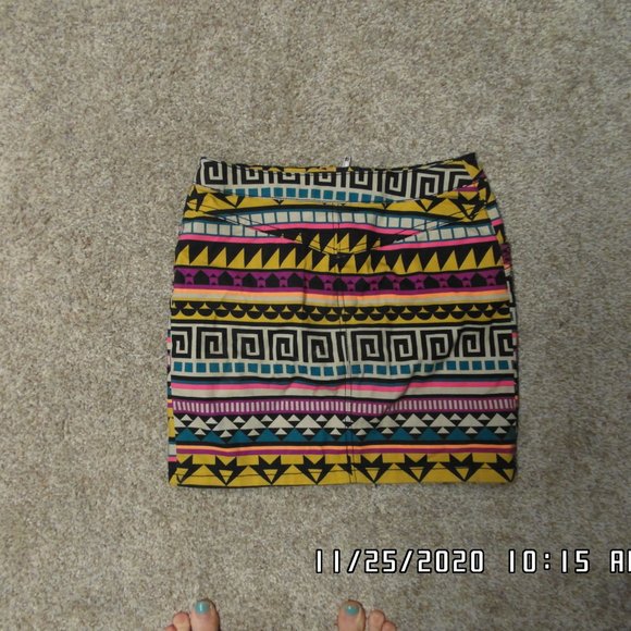 Colourful Mini Skirt - Picture 3 of 6